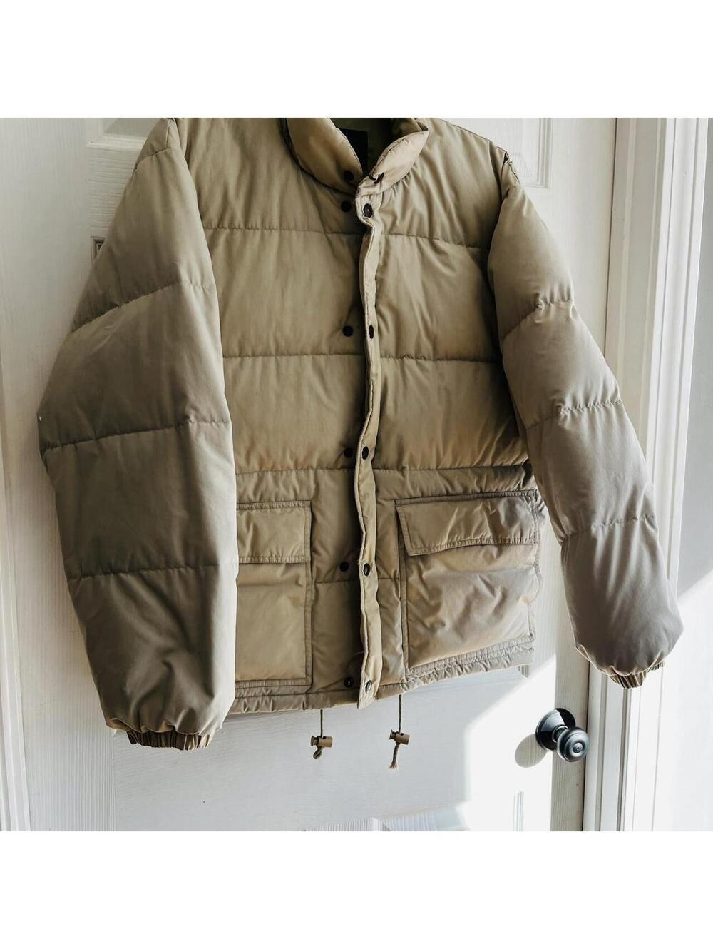Tan puffer jacket with adjustable M - Picture 3 of 8